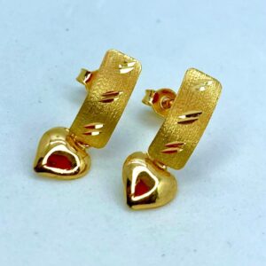 Par de Brincos Love em Ouro 18k